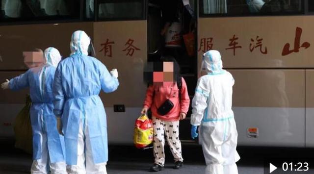 连夜赶工！上海最大方舱医院开始收治首批患者