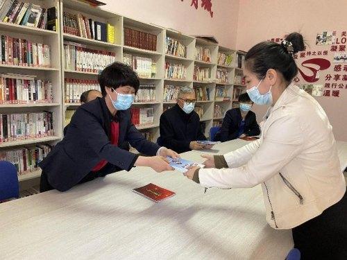​法律援助进社区，便民服务零距离