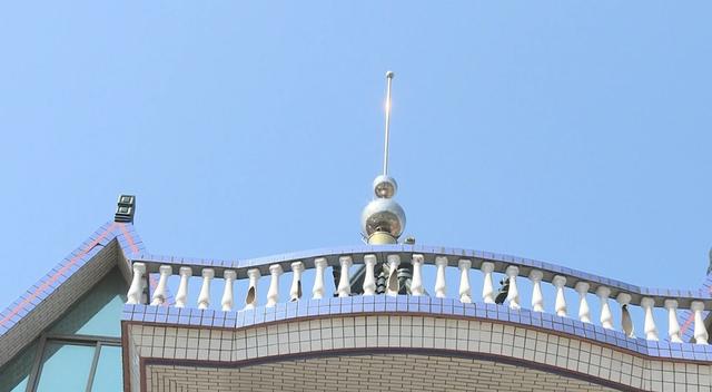 浙江一地房顶"葫芦球"相继被拆