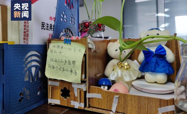 每一步都万分艰难，这位聋人女孩依然做到“中国首位”