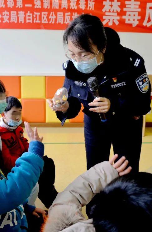 如果青春有颜色，那一定是……