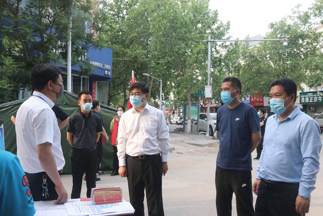 民权县委书记张团结调研城市社区规范化管理工作
