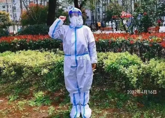 在这个特殊母亲节，每一个逆行的身影，都是妈妈的模样