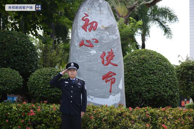 泪目！牺牲缉毒警生日蛋糕上写着愿天下无毒，网友：致敬英雄