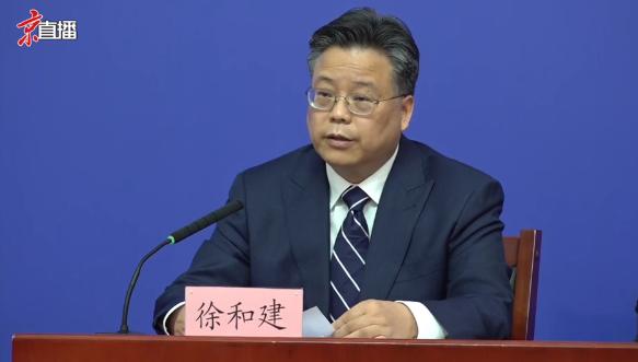当前首都与疫情的较量正处于胶着状态，防控形势严峻复杂