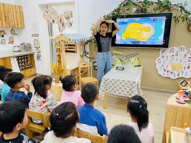 翠五幼：防震减灾又一年 护头姿势要牢记——暨翠苑第五幼儿园防震减灾系列活动之护头篇
