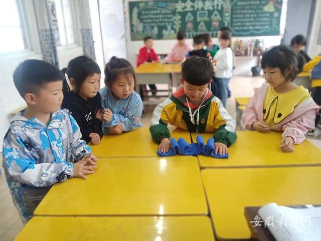 安全教育入心间 黟县各校开展防灾减灾主题教育活动