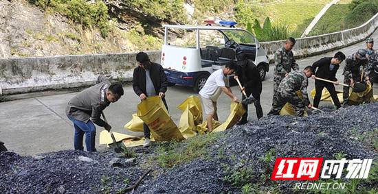 永定区天门山镇：以练为战 筑牢安全防线