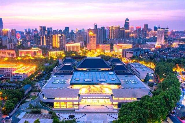 数解：为什么是武汉？