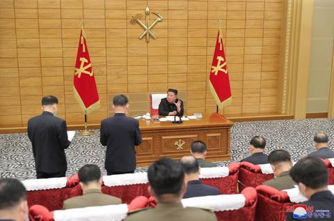金正恩下达特别命令 要求投入军队稳定医药品供应