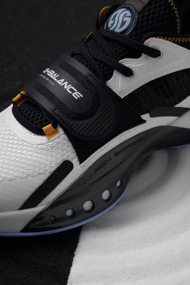 李宁高颜值的篮球鞋（李宁篮球鞋颜值最高的是哪双鞋）