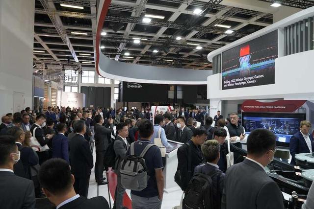中国中车面向全球发布智能动车组平台