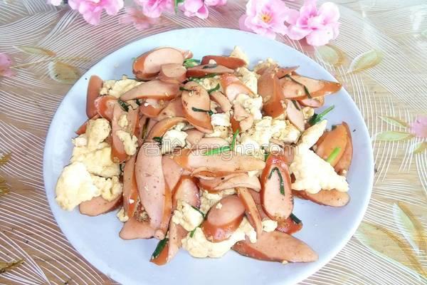 怎么做火腿肠炒鸡蛋，怎么做火腿肠炒鸡蛋视频（火腿肠炒鸡蛋）