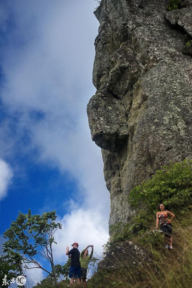 拉罗汤加岛，拉罗汤加岛 战场上的快乐圣诞（风景如画的拉罗汤加岛）