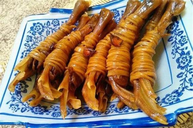 鸭头怎么吃，鸭头怎么处理干净（鸭零件可以这样吃）