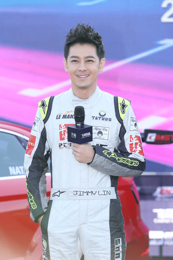 车网联盟打造玩车盛典 全民约驾体验赛车文化