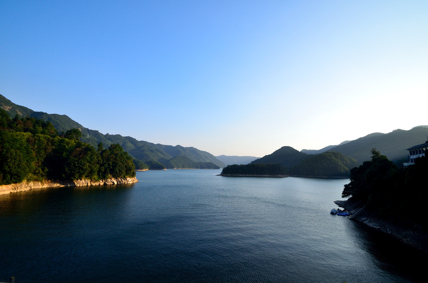 漂流,崇仁古鎮,城隍廟,王羲之故居,華堂村,小黃山遺址,天章塔,紅佛寺