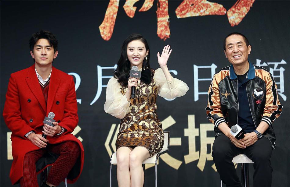 景甜的家世是什么爸爸是(景甜谈家庭背景:母亲普通公务员,父亲做点小