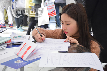 招聘会显示：新一代师范生就业出路多