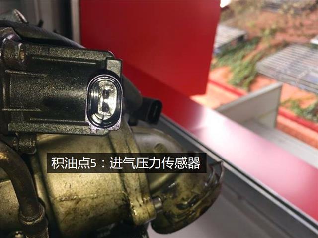 维修疯狂烧机油的EA888，几十元就搞定了！