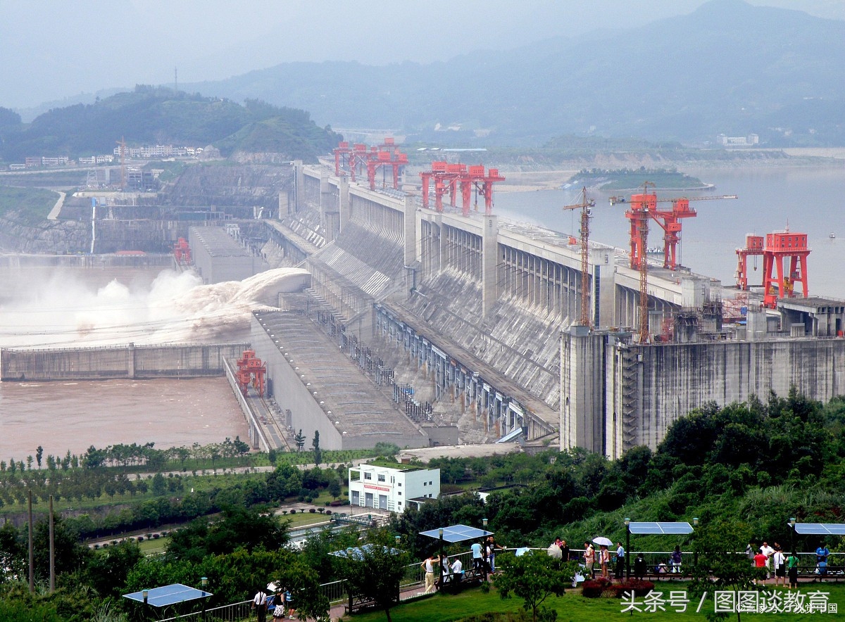 葛洲坝水利水电学校（原水利电力部8所直属高校）
