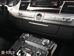 以尊贵之名定义科技奥迪A8LW12品质测试