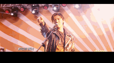 鹿晗长大后变成陈奕迅，而少女长大后变成暴力天使