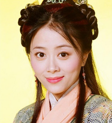 编也是,从90年代的《宠物情缘》,《醉打金枝》到如今的《一屋老友记》