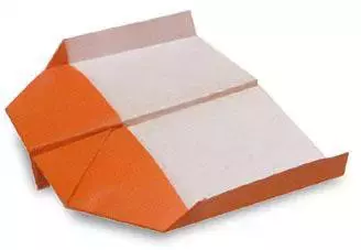 纸飞机的折法大全（十二种折纸飞机的方法图解）