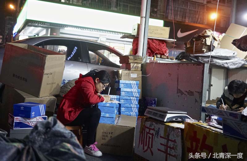 深度调查｜莆田假鞋之都，白天鬼城，夜里鬼市