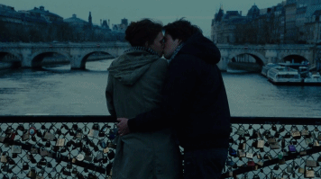 女生的哪些表现说明她真的爱你