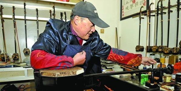 歷經(jīng)四年“商標保衛(wèi)戰(zhàn)” “梅村二胡”終于有了統(tǒng)一品牌