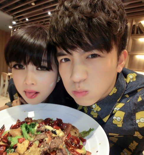 吴大伟穆雅斓公布恋情,没有祝福只有全网的唾骂,这是为什么呢?