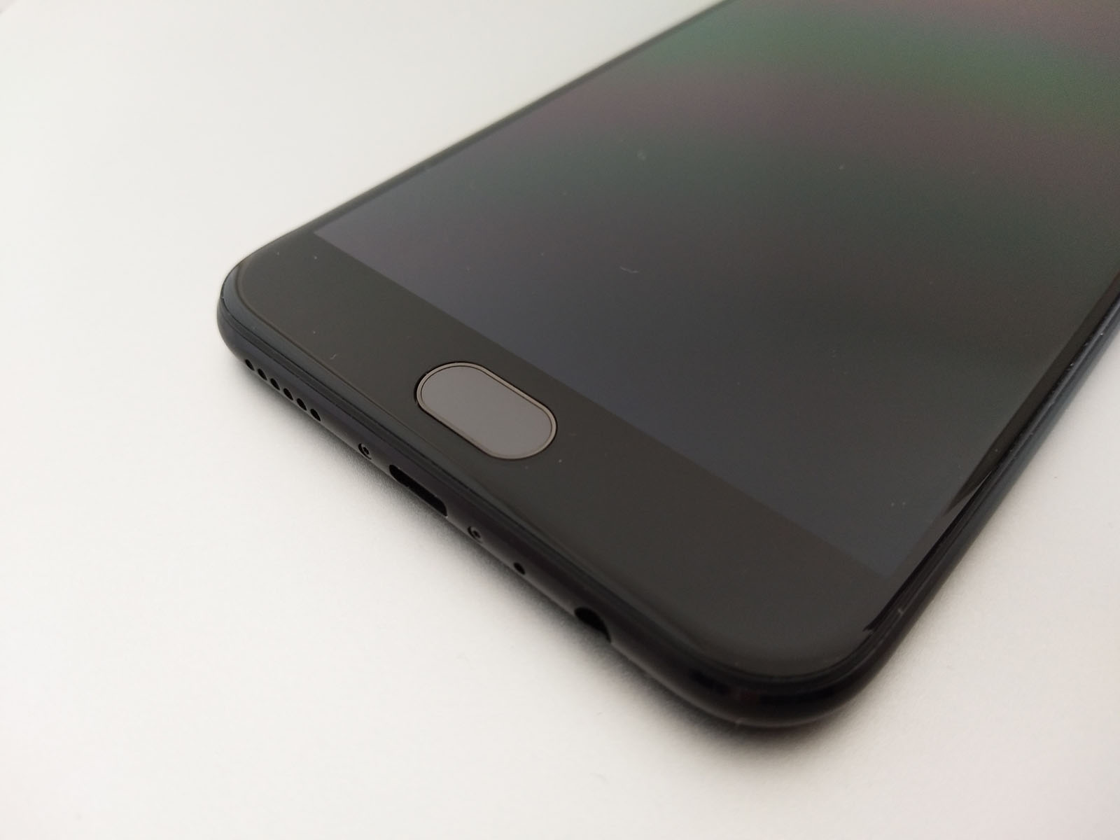 oppor9s背面图片(黑色oppo) - 赤虎壹号