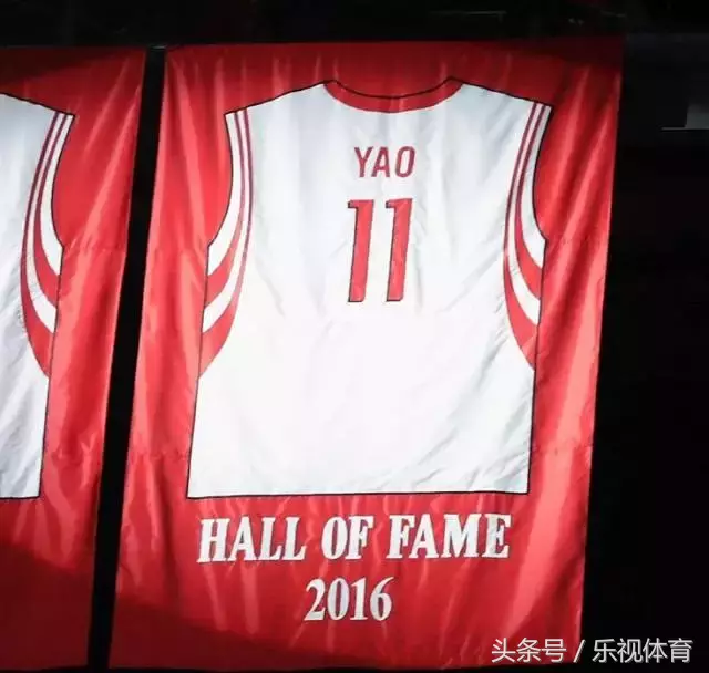 姚明为什么离开nba史册(当初姚明选择11号的原因原来是)