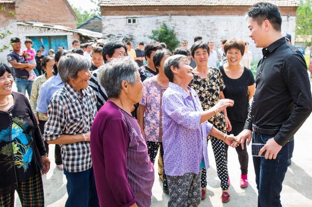 刘强东再为家乡捐款过亿！曾是留守儿童，开过饭店，卖磁盘起家