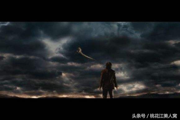 诡秘庄园，深夜惊现巨型蟒蛇。（霓裳冰魄邪剑仙）