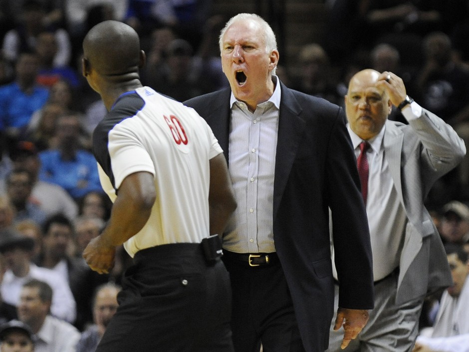 nba为什么有些犯规不吹(告诉你为什么有的犯规裁判看见了却不吹！)