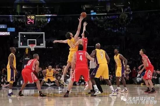 nba为什么跳球(「跳球」时有5种情况会违例，这个常识90%的人都不知道)