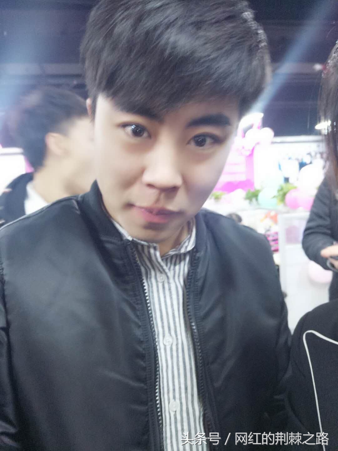 细数16~17年迅速蹿红的网红们，能全认识的我顶你