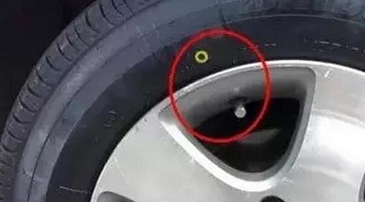汽车轮胎上的红色和黄色的点分别代表什么，你知道吗？