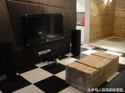 1房2厅素装艳抹loft，附90平米全明半地下室