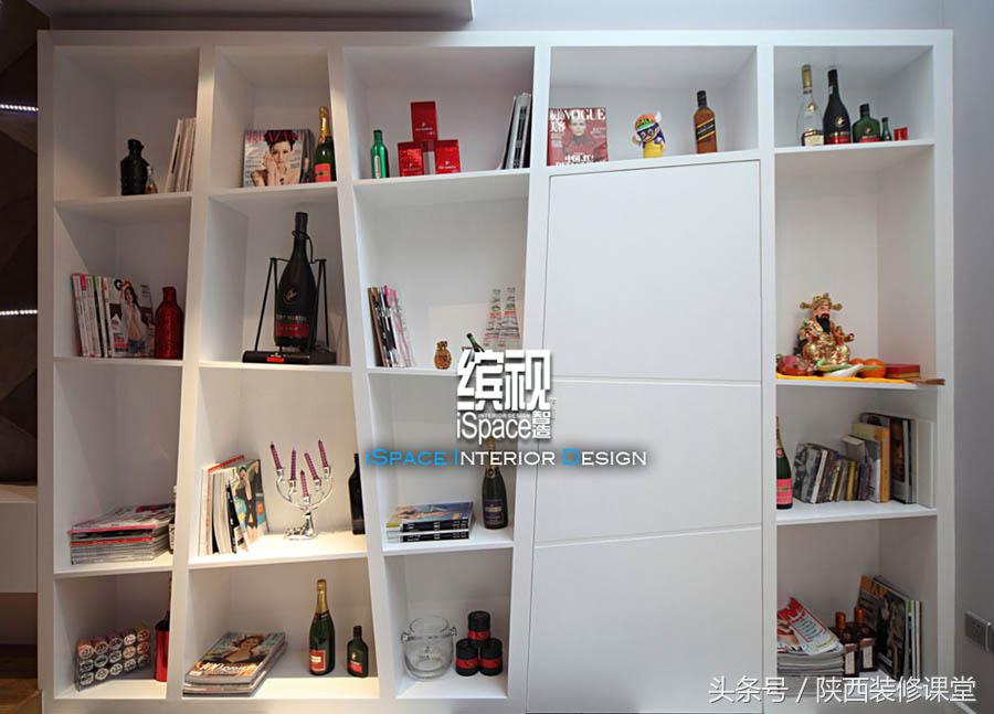 1房2厅素装艳抹loft，附90平米全明半地下室