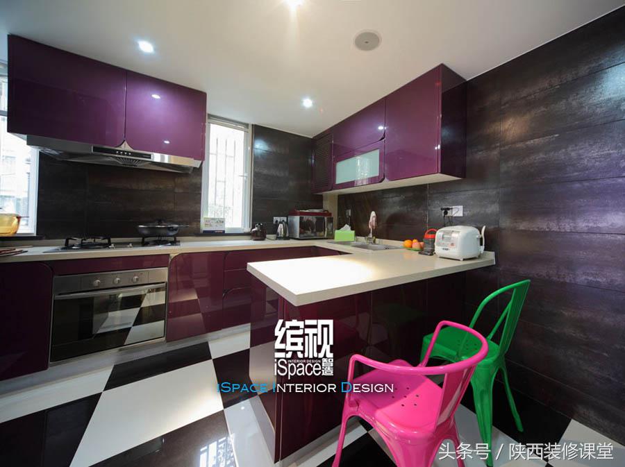 1房2厅素装艳抹loft，附90平米全明半地下室