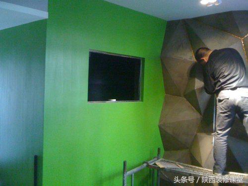 1房2厅素装艳抹loft，附90平米全明半地下室