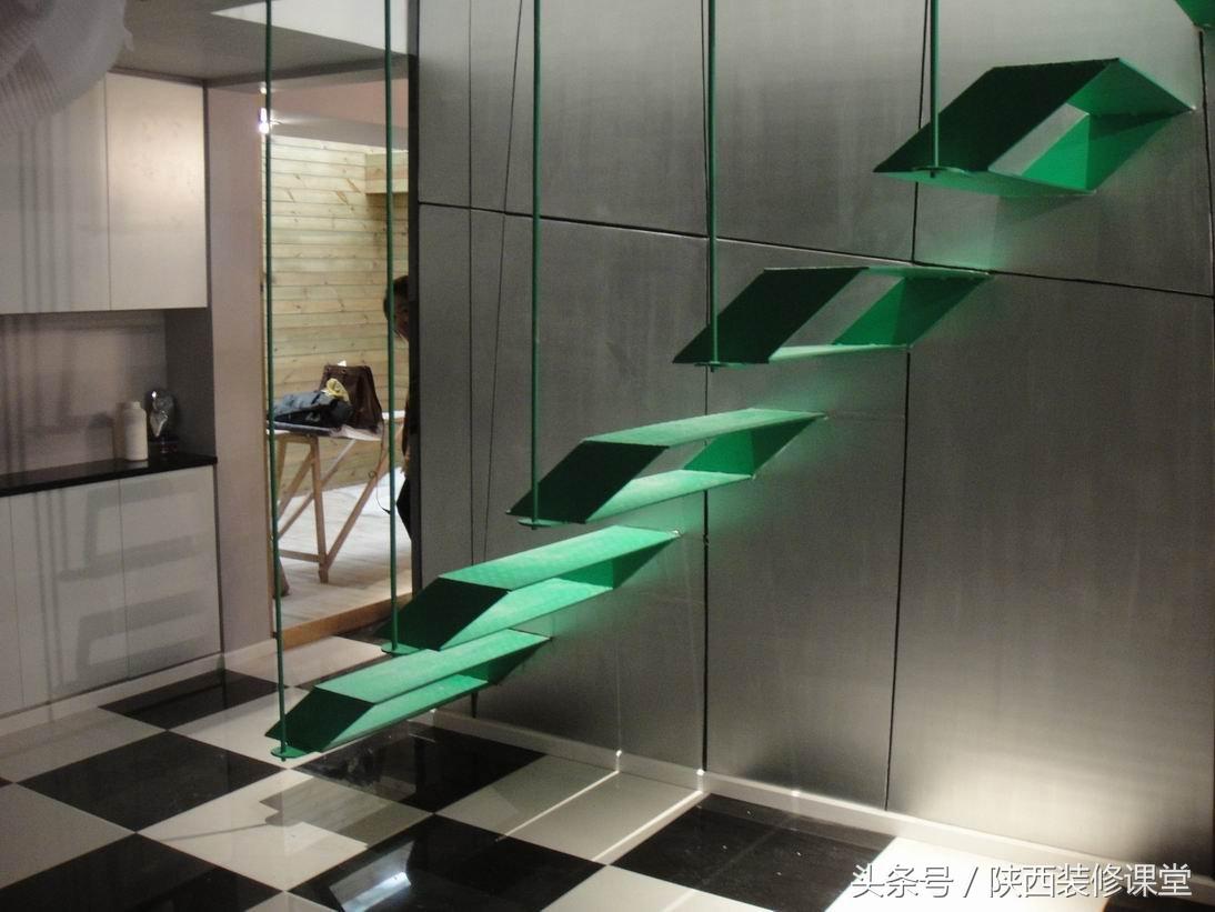 1房2厅素装艳抹loft，附90平米全明半地下室