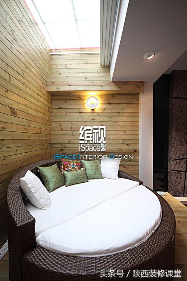 1房2厅素装艳抹loft，附90平米全明半地下室