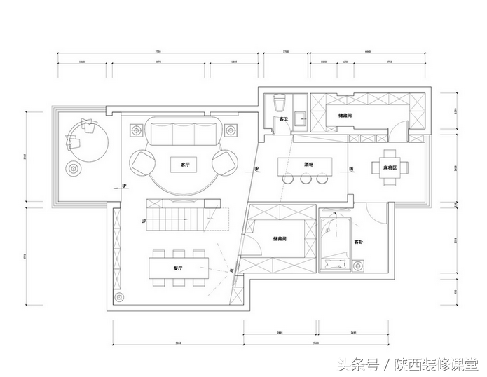1房2厅素装艳抹loft，附90平米全明半地下室