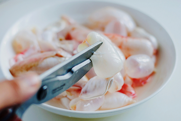 爆炒鱼鳔，常吃肌肤细腻光滑