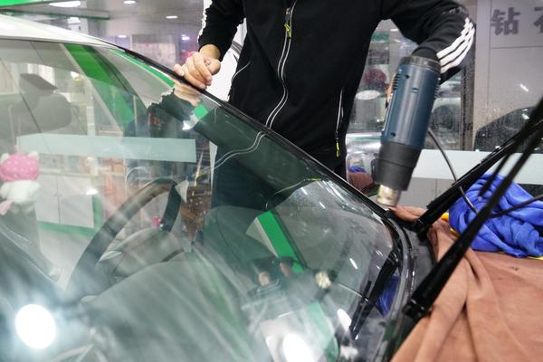 宋楠：跟您说说汽车贴膜那些事儿